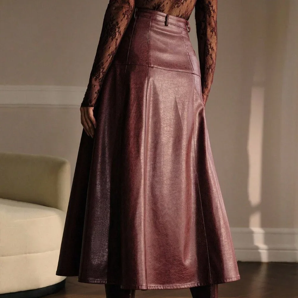 brown Elegant Women's Faux Leather Buckle Detail Skirt - Picture 3 of 6